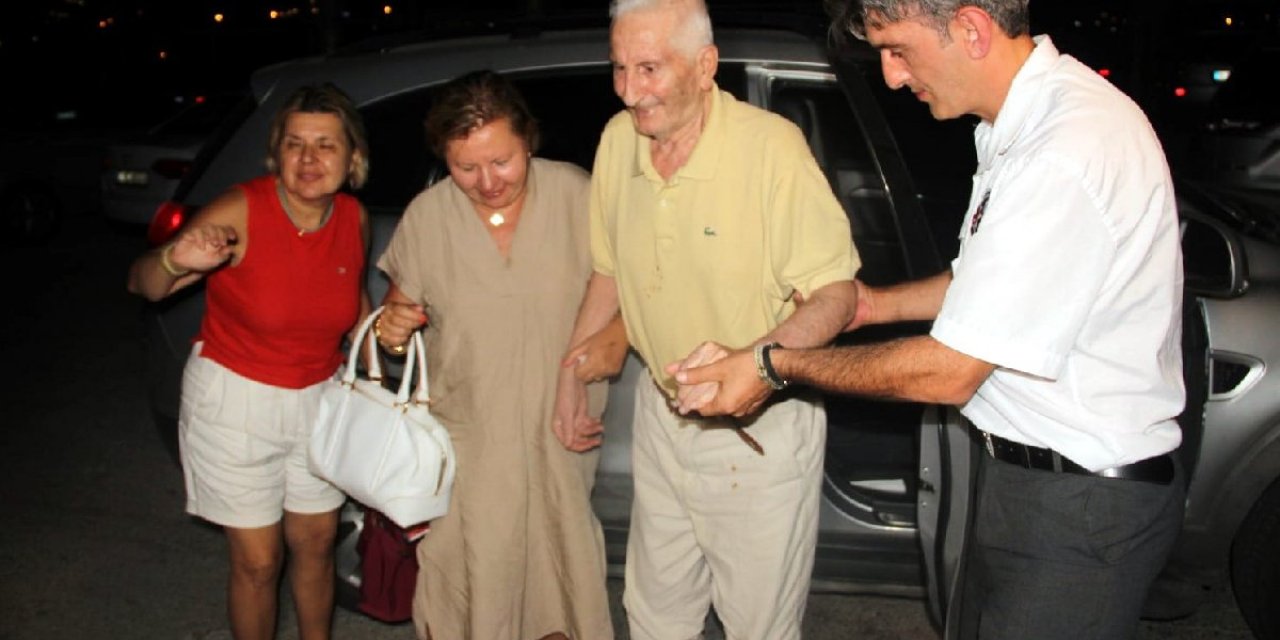 Çevik Bir, Bodrum’daki evine geldi