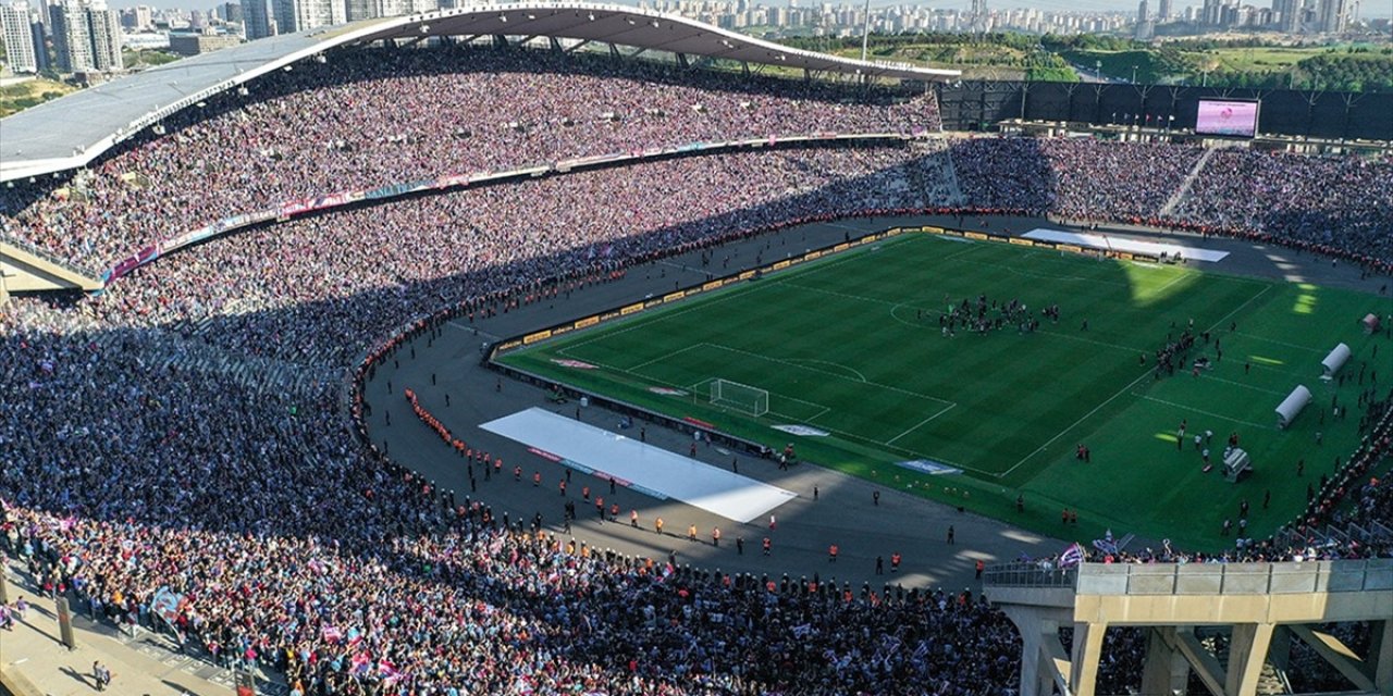 Süper Lig'de Maçlar 19 Statta Yapılacak
