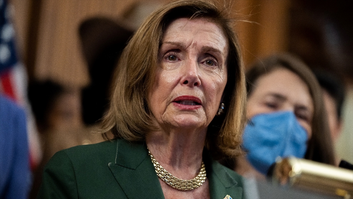 Asya Borsaları, Pelosi'nin Olası Tayvan Ziyaretine İlişkin Endişelerle Sert Düştü