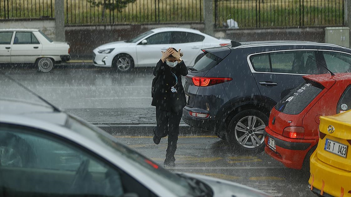 Ankara Valiliğinden Kuvvetli Sağanak Uyarısı