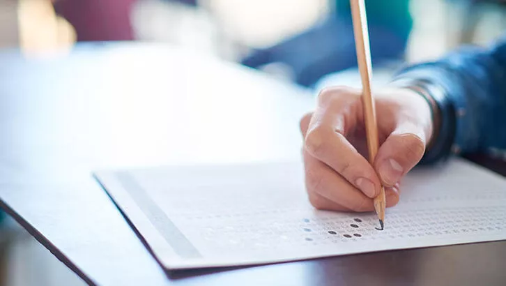 KPSS'ye çifte soruşturma: Üç soru birebir, 10 soru benzer