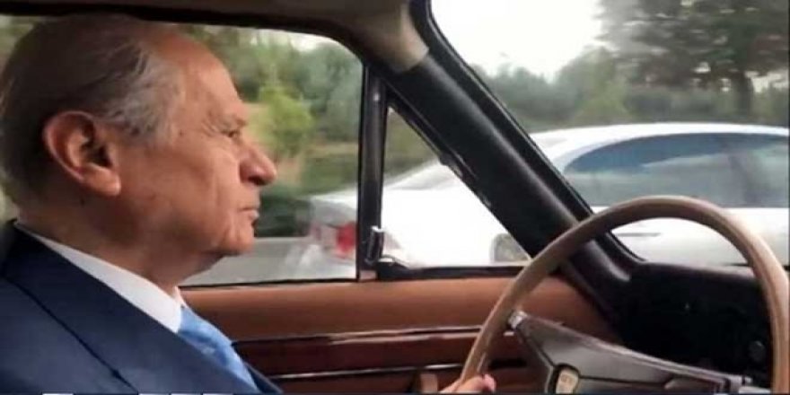 Devlet Bahçeli'den Şarkılı Af Mesajı