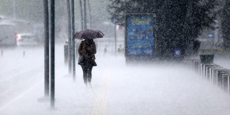 Meteorolojiden Yurt Genelinde Sağanak Uyarısı