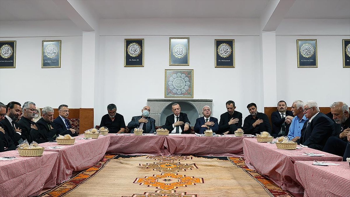 Cumhurbaşkanı Erdoğan Muharrem Ayı İftarına Katıldı