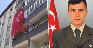 Şehit Şimşek'in Gaziantep'teki Ailesine Şehadet Haberi Verildi