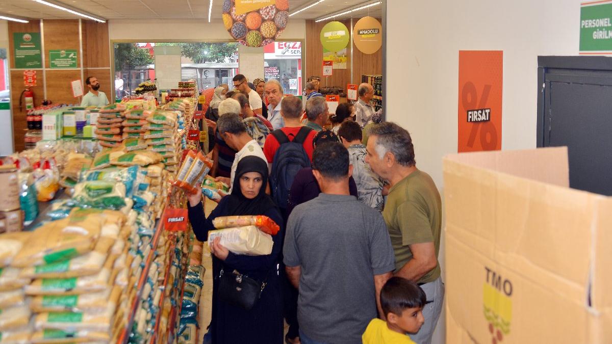 Tarım Kredi Kooperatifi marketlerine akın! Bolluktan değil yokluktan…