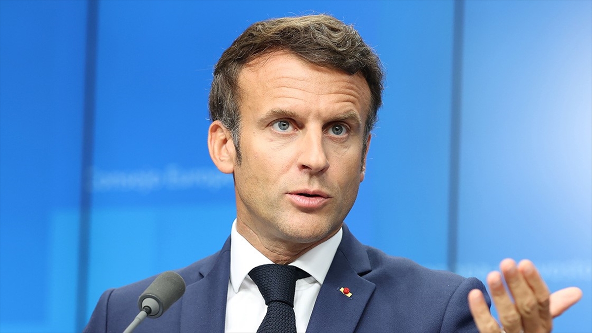 Macron, Rus Güçlerinin Ukrayna’daki Zaporijya Nükleer Santrali’nden Çekilmesi Çağrısı Yaptı