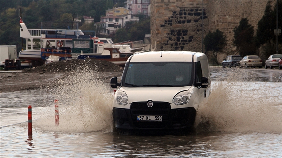 Doğu Karadeniz Kıyıları İle Ordu Çevresinde Kuvvetli Yağış Bekleniyor