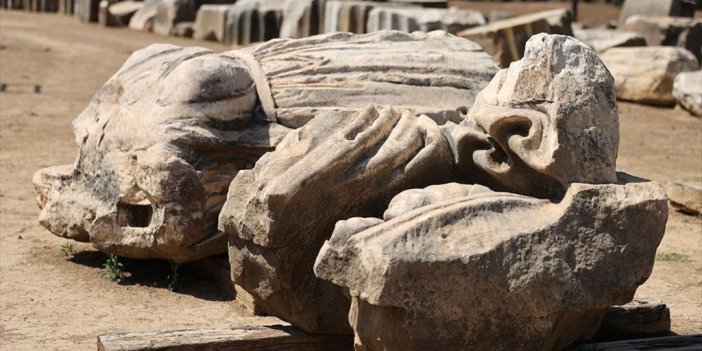 Antik Çağ'ın Mitolojik Dev Tanrı Heykelleri Orijinal Görüntüsüne Kavuşuyor