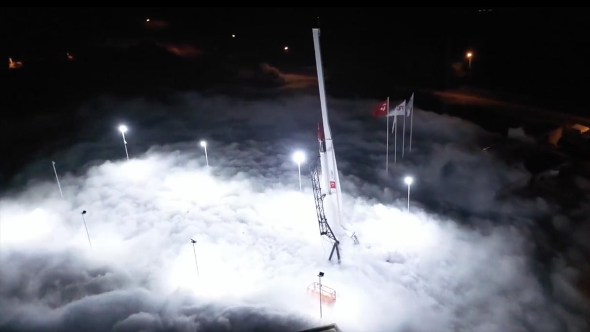 "Ay Görevi"nde Kullanılacak Milli Hibrit İtki Sistemi'nde Uzay Testleri Başarıyla Yapıldı