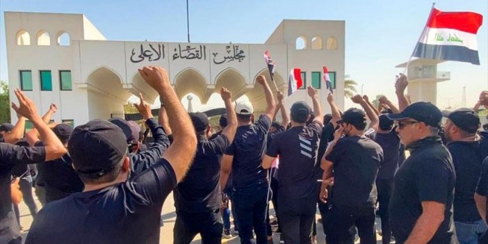 Destekçilerinin Eylemi Irak'taki Şii Lider Sadr İle Yargıyı Karşı Karşıya Getirdi