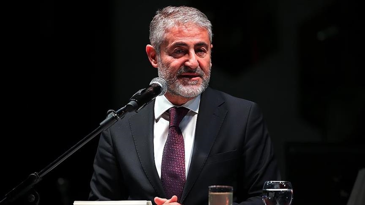 Bakan Nebati'den Yurt Dışında Çalışan Türk İşçiler İçin Vergi İstisnası Açıklaması