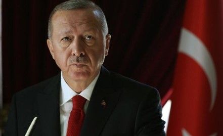 Son seçim anketini gören Erdoğan kaçacak yer arayacak!