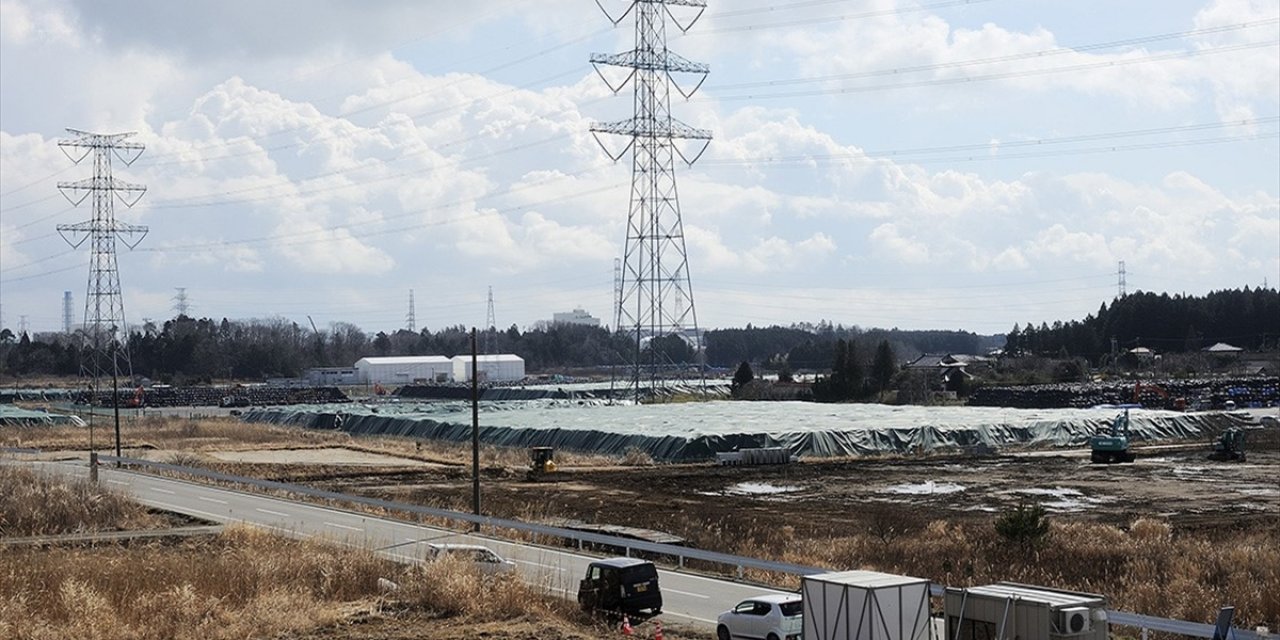 Fukuşima'da Radyoaktif Yakıt Enkazının Kaldırılması İkinci Kez Erteleniyor