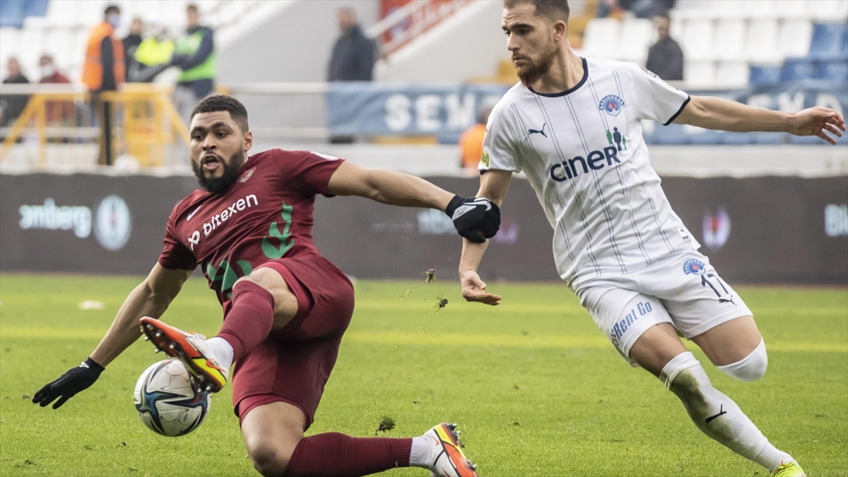 Kasımpaşa, Süper Lig'de Yarın Hatayspor'u Ağırlayacak