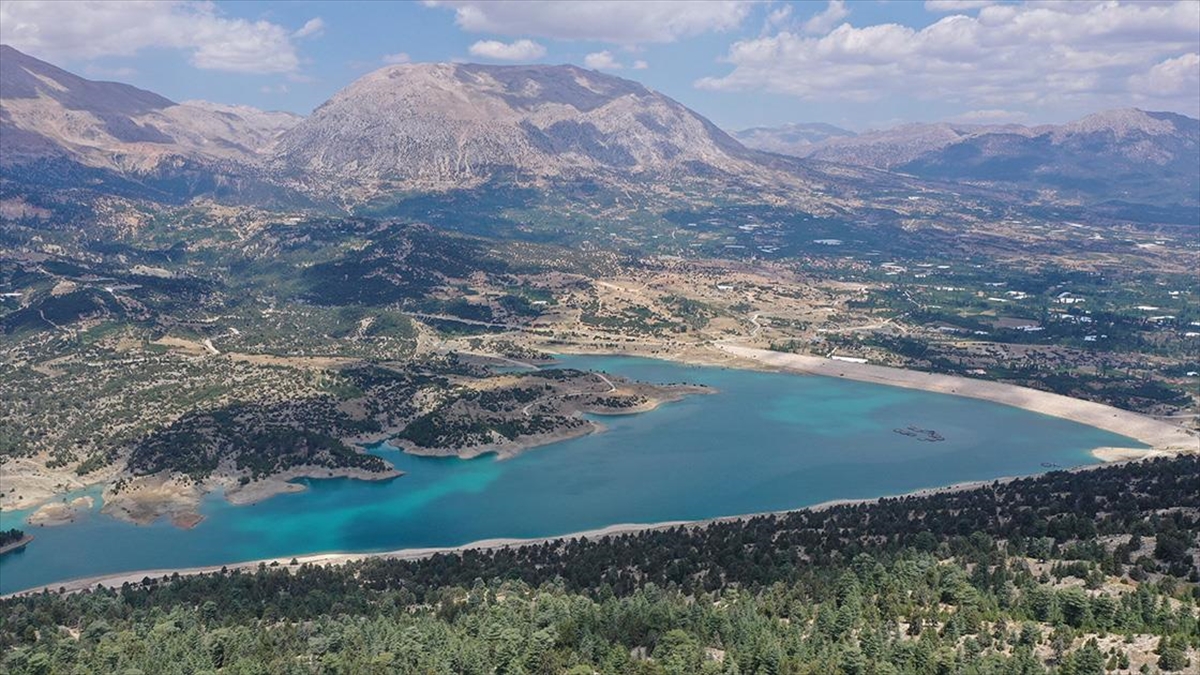 Kaş'taki Uçarsu Şelalesi Ve Yeşilgöl Alternatif Turizm Rotası Oldu