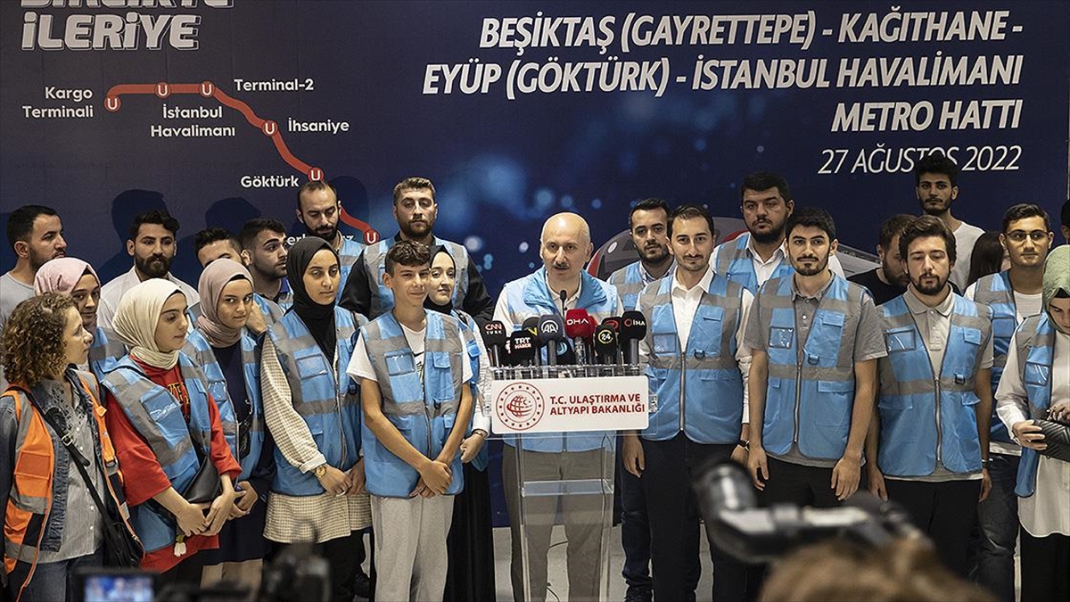 Karaismailoğlu: Kağıthane-İstanbul Havalimanı Metrosunu Kasımda Hizmete Alacağız