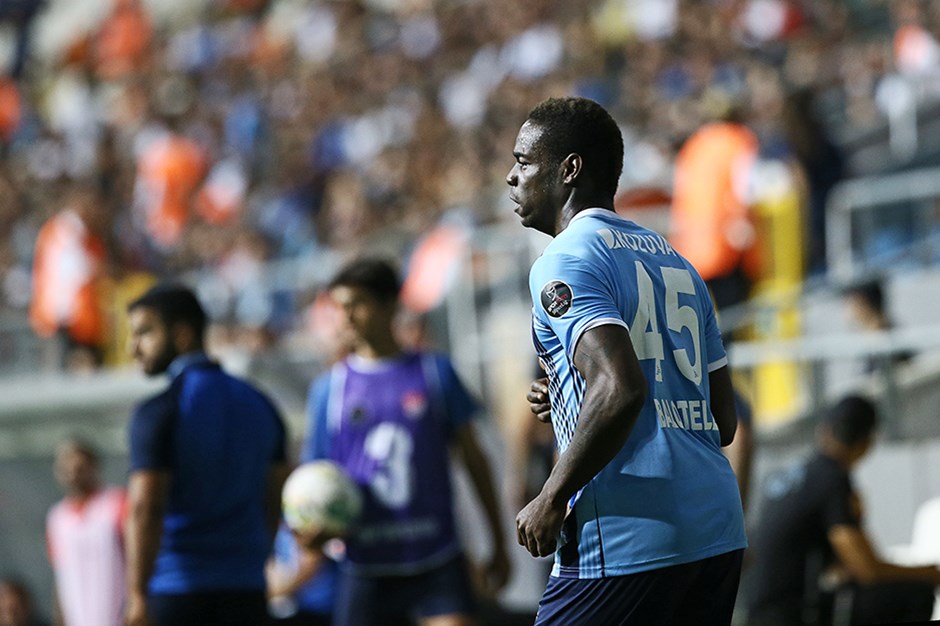 Balotelli şehirden ayrıldı, yeni takımına imza atmaya gidiyor