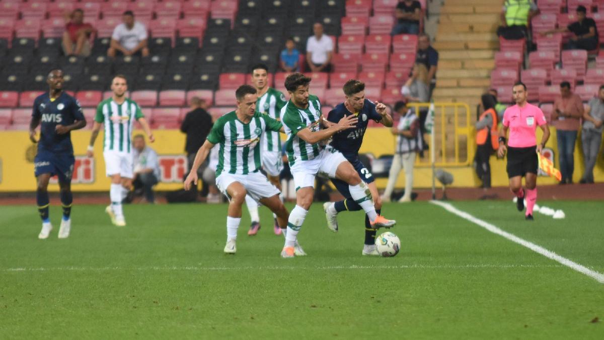 Konyaspor Fenerbahçe maçında zirve el değiştirdi