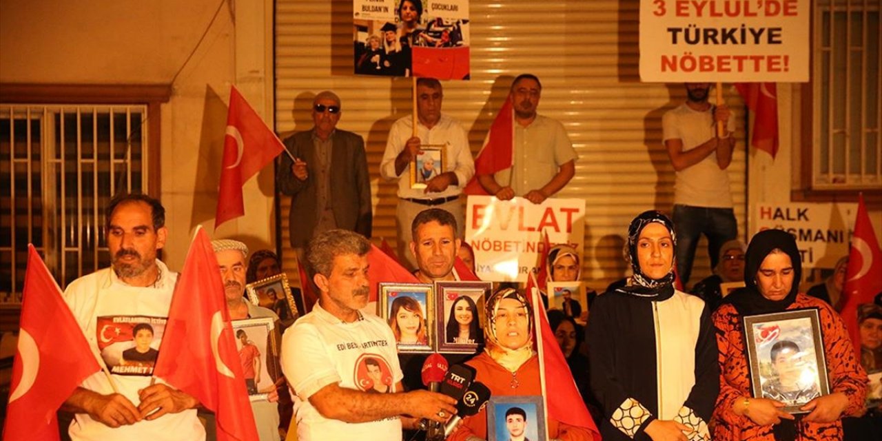 Diyarbakır Annelerinden 4'üncü Yılına Girecek 'evlat Nöbetine' Destek Çağrısı