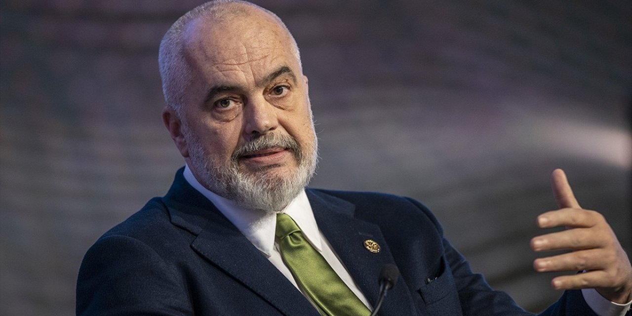 Arnavutluk Başbakanı Rama'dan Cumhurbaşkanı Erdoğan'a Övgü