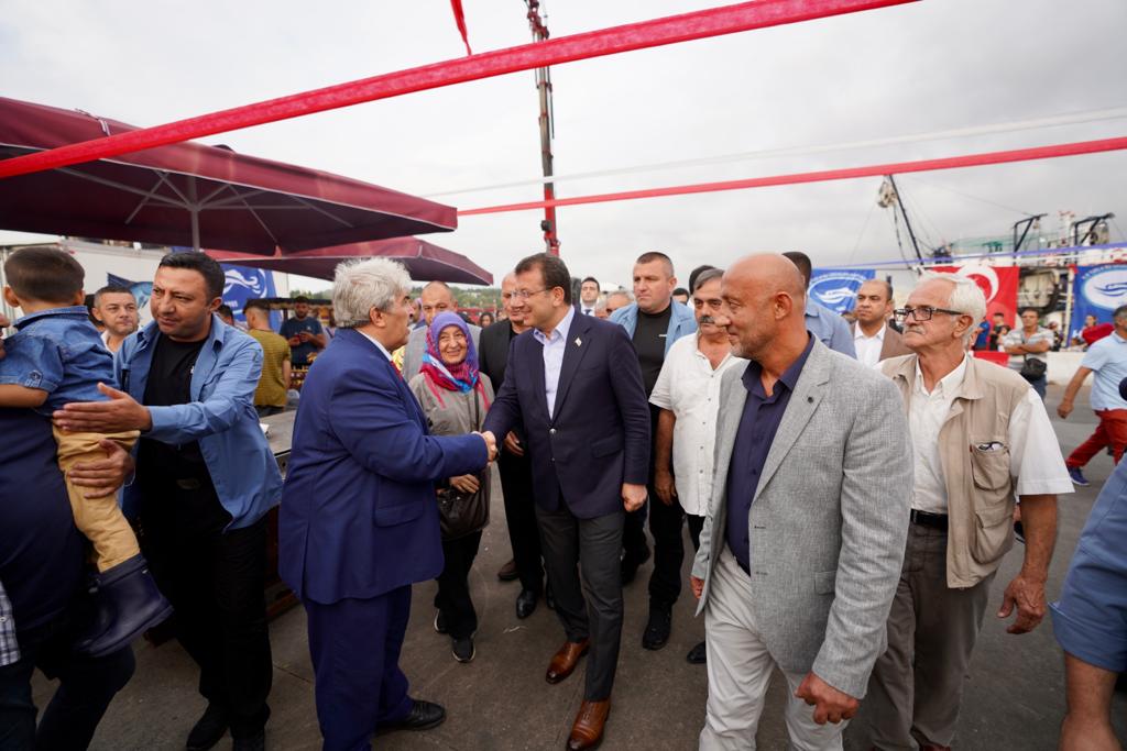 İMAMOĞLU TUZLALI BALIKÇILARLA BİR ARAYA GELDİ “VİRA BİSMİLLAH’ DEDİ