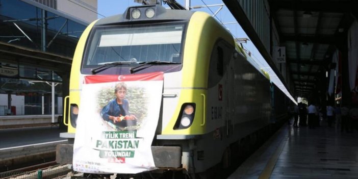 Pakistan'a Yardım Malzemesi Taşıyan 'iyilik Treni'nin İkincisi Uğurlandı