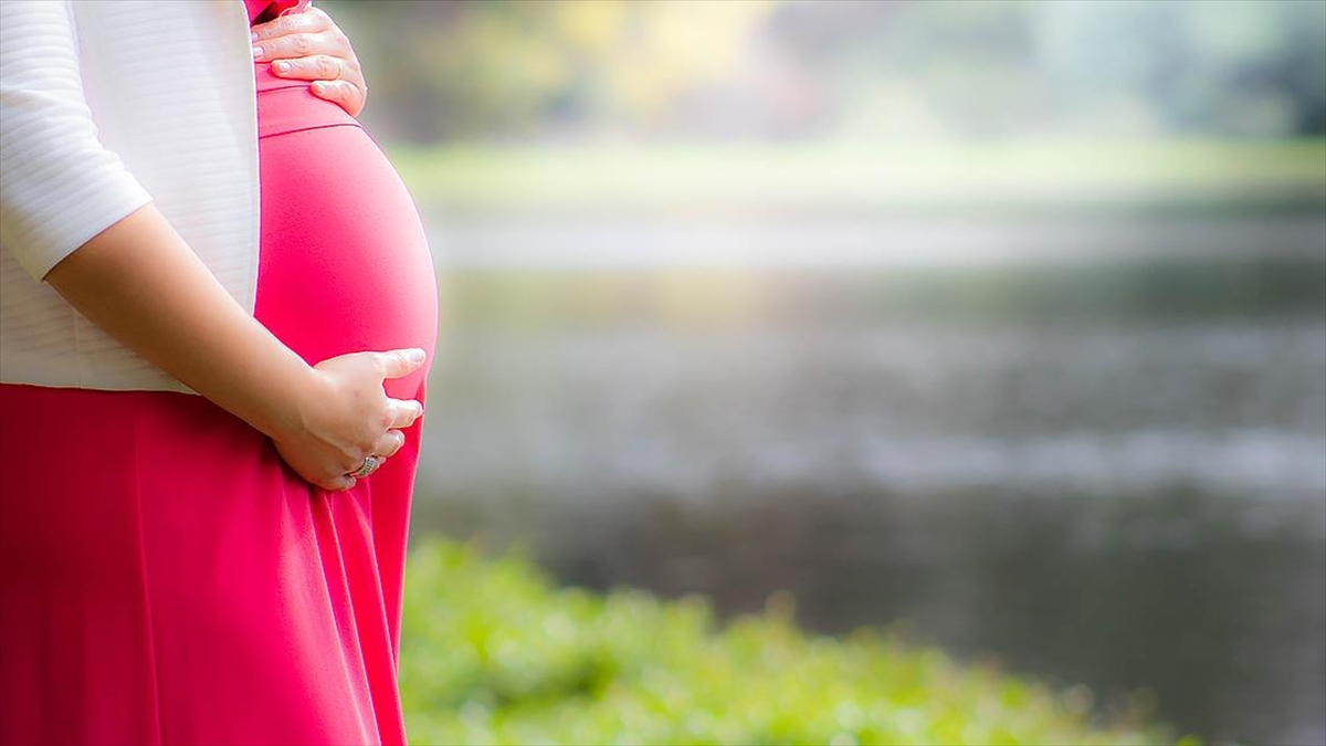 Sıcak Havalar Hamilelikte Fazla Kilo Alan Anne Adaylarını Daha Çok Etkiliyor