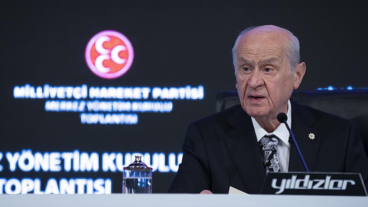 MHP Genel Başkanı Bahçeli: Sosyal Medya Düzenlemesi Kanunlaştırılmalıdır