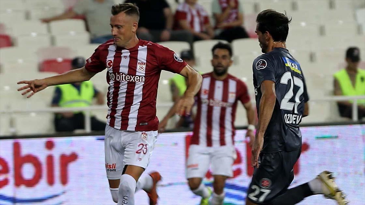 Sivasspor Ligde Galibiyete Hasret Kaldı