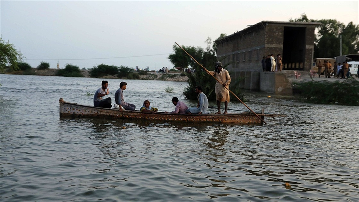 Pakistan'daki Sellerin Ülkeye Maliyeti 10-12,5 Milyar Dolar