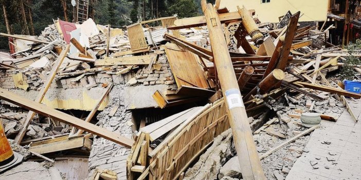 Çin'in Siçuan Eyaletindeki Depremde Ölenlerin Sayısı 65'e Yükseldi