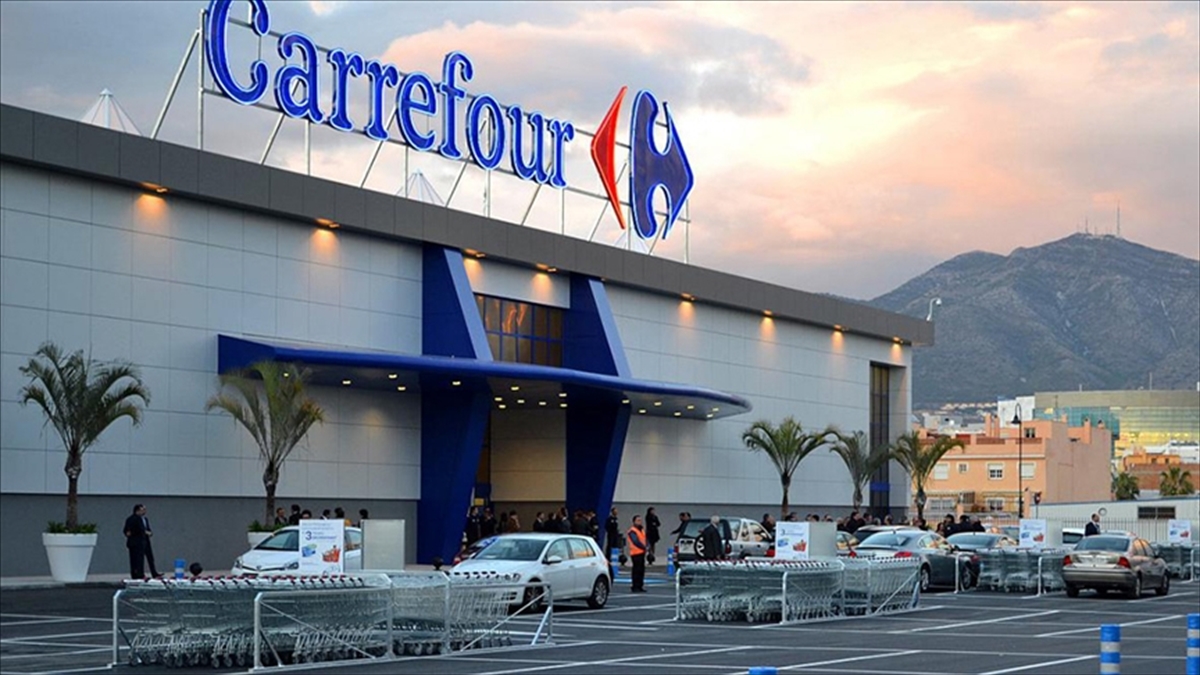 Carrefour, Belçika'da Enflasyonla Mücadele İçin 100 Üründe Fiyatı Dondurdu