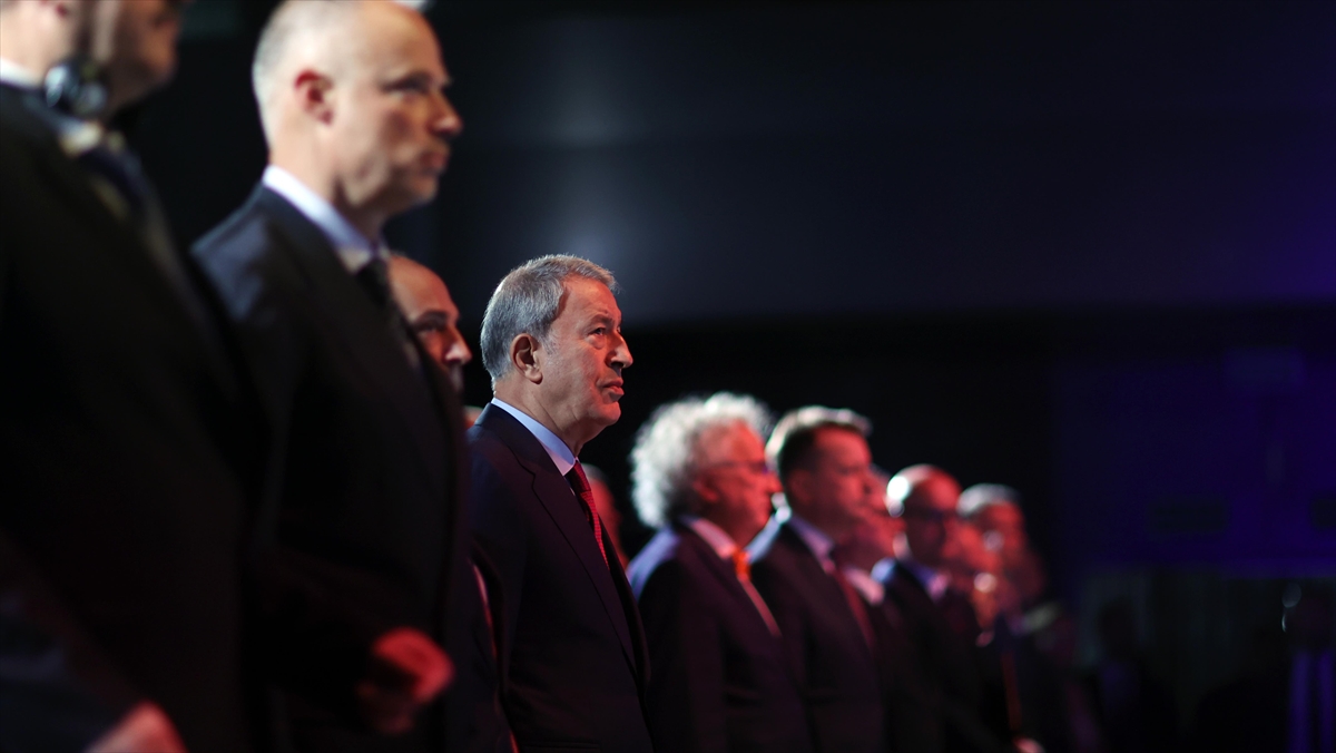 Polonya'daki Orta Ve Doğu Avrupa'nın En Büyük Askeri Fuarı Törenle Açıldı