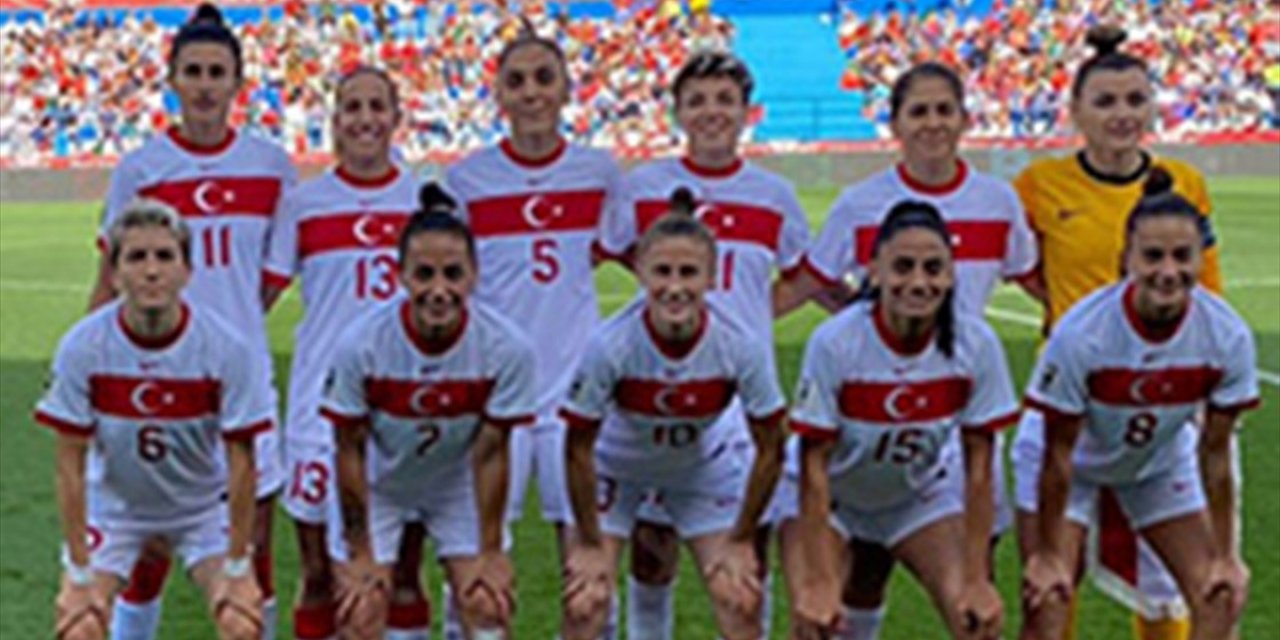 A Milli Kadın Futbol Takımı, Portekiz'e 4-0 Mağlup Oldu