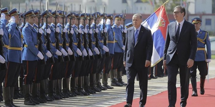 Erdoğan, Sırbistan'da Resmi Törenle Karşılandı