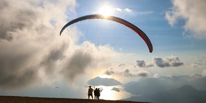 Babadağ'dan Gerçekleştirilen Yamaç Paraşütü Uçuş Sayısı 100 Bini Aştı