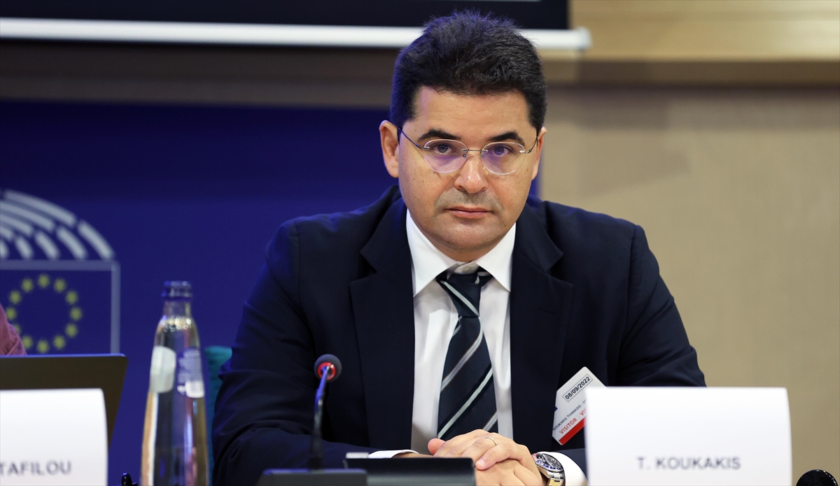 Yunanistan'daki Skandalda Dinlenen Gazeteci Böyle Olayların Süreceğini Söyledi