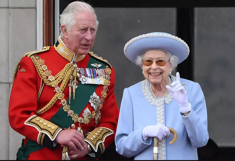 İngiltere'nin yeni kralı belli oldu