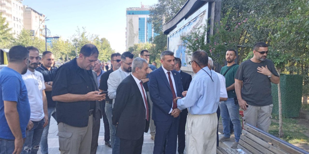 Batman'da esnaf ve vatandaşlar dertlerini Öztürk Yılmaz'a anlattı