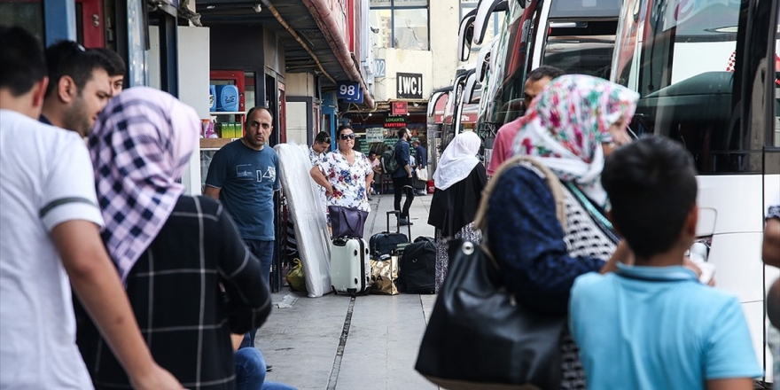 Otogarlarda Seçim Hareketliliği