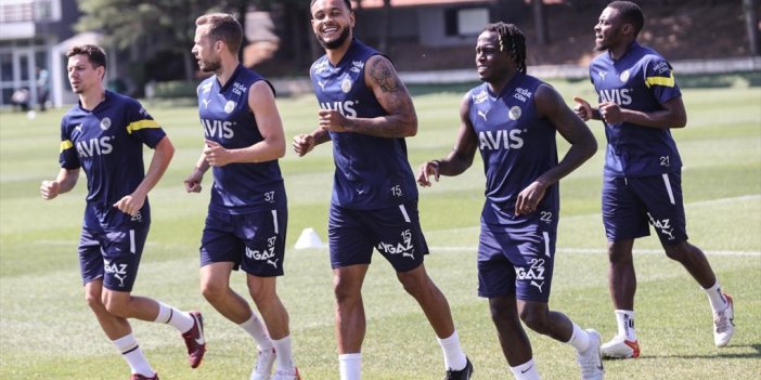 Fenerbahçe'de Bruma, Novak Ve Lemos Ligde Forma Giyemeyecek