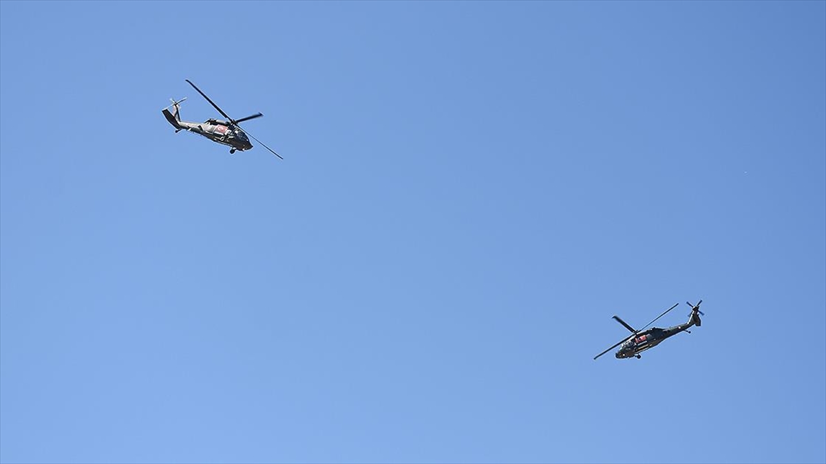 741. Söğüt Ertuğrul Gazi'yi Anma Ve Yörük Şenlikleri Gösteri Uçuşuyla Sona Erdi