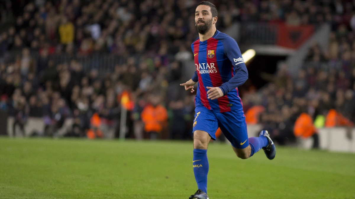La Liga, Barcelona Ve Atletico Madrid'den Arda Turan Mesajı