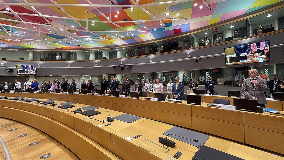 AB Ülkeleri, Enerji Krizini Görüşmek Üzere Olağanüstü Toplantı Yapacak