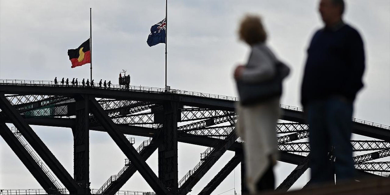 Kraliçe Elizabeth'in Ölümü Avustralya'da Monarşi Tartışmalarını Yeniden Gündeme Getirdi