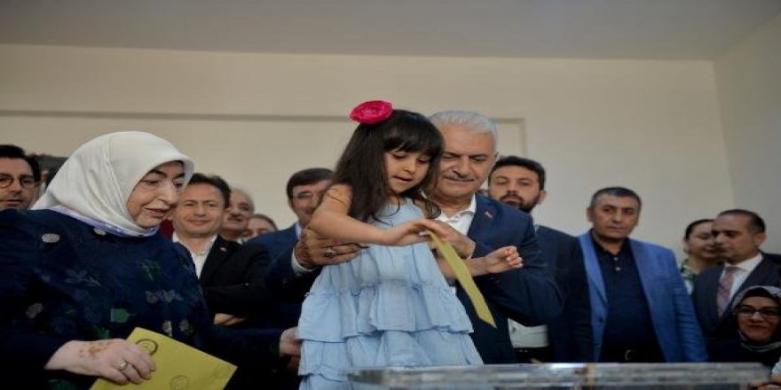 Binali Yıldırım: İstanbul Halkının Verdiği Kararın Başımız Gözümüz Üzerinde Yeri Var