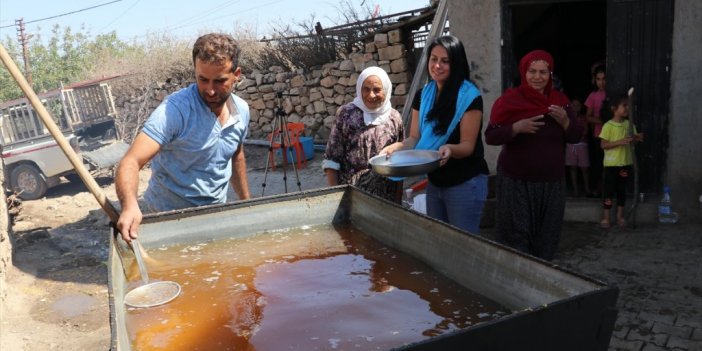 Batman'ın 'halk Kültürü' Akademisyenlerce Gelecek Nesillere Aktarılacak