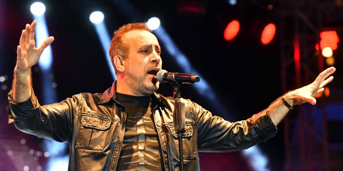 SAKARYA ZAFERİNİN 101’İNCİ YIL COŞKUSU: POLATLI’DA HALUK LEVENT KONSERİNE VATANDAŞLAR AKIN ETTİ