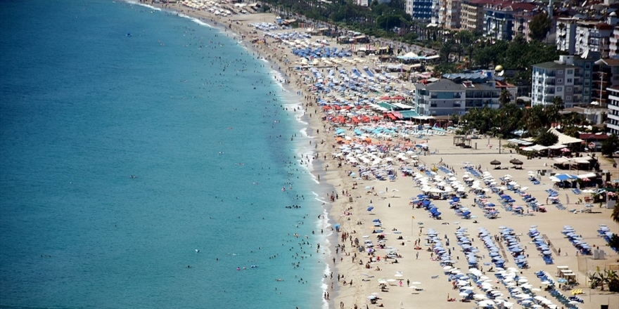 Antalya Nüfusunun İki Katı Turist Ağırladı
